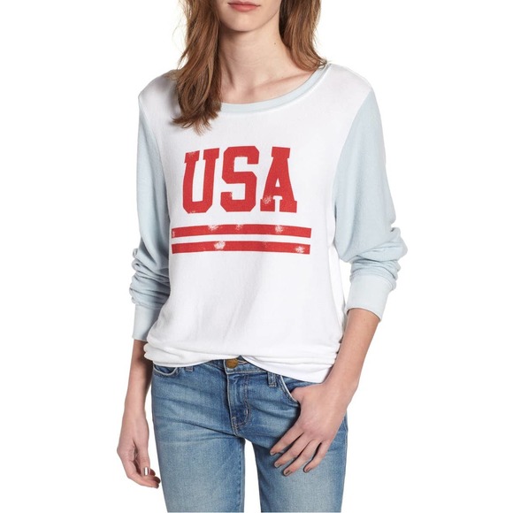 Wildfox Tops - WILDFOX Women's size S Small USA Baggy Beach Jumper Long Sleeve Blue White